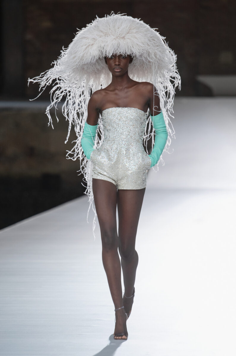 023 VALENTINO HC DES ATELIERS
