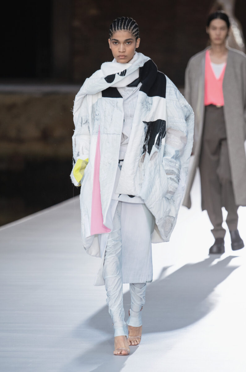 029 VALENTINO HC DES ATELIERS