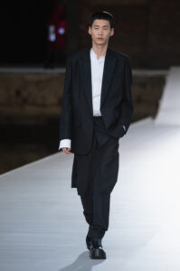 047 VALENTINO HC DES ATELIERS