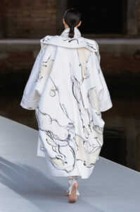049 DET2 VALENTINO HC DES ATELIERS
