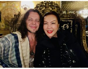 45699604-50FB-4AFE-A3EC-F1BCB94808A8