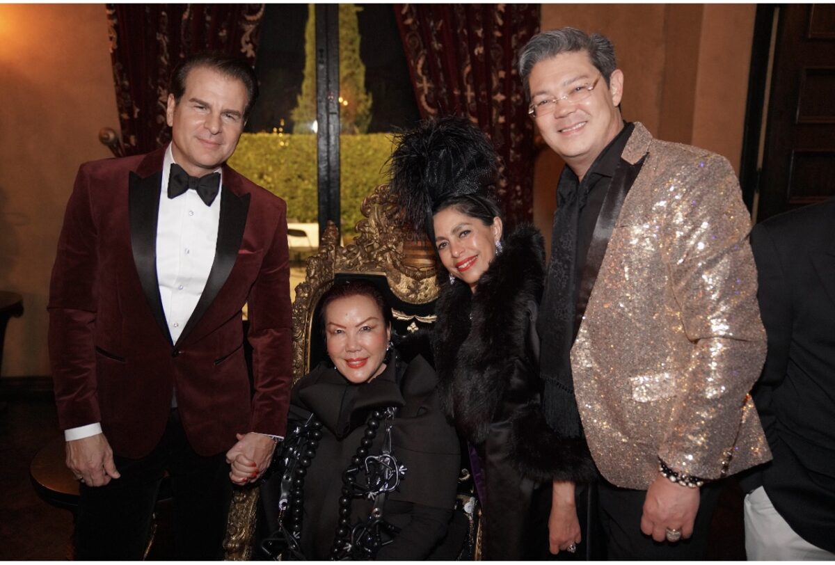 BDBADEAD-3DEB-4566-A9C4-83972BB1E023