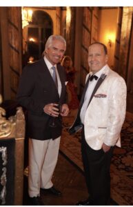 FCE59E28-D69A-4C03-B2DD-3BD0E9633321