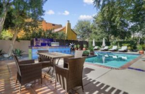 1A734734-5B40-448D-9D6D-53C124F2613B