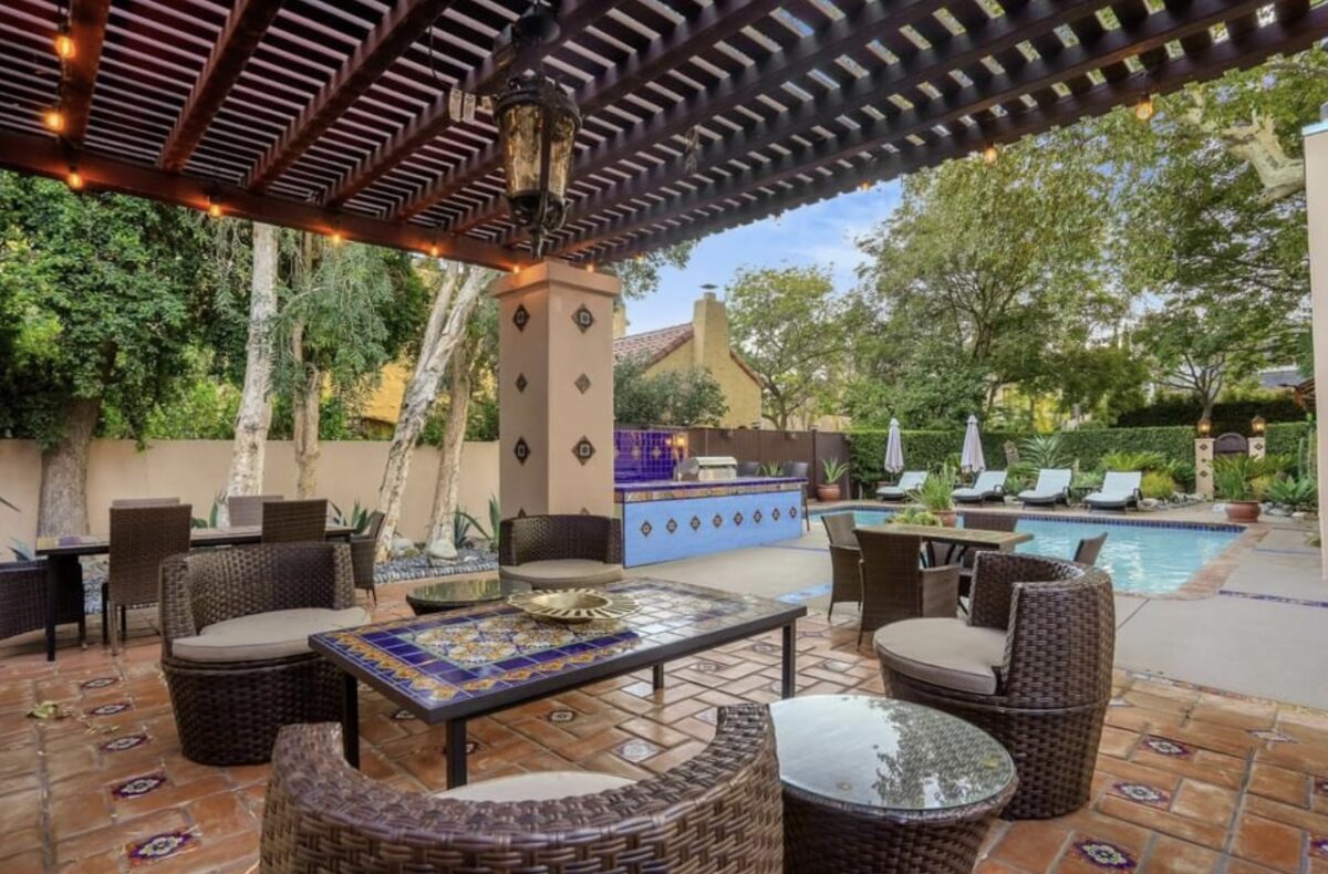 58589BF4-CAB3-4DA3-AE3C-DFE36A7D4BC1