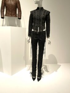 E5552C75-F55F-42B5-A25C-883D798108AC