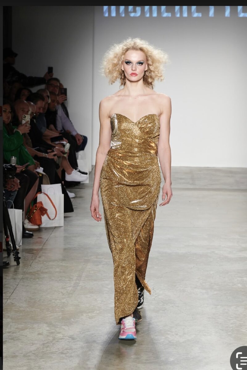 2BB769ED-173C-47E6-9443-EB360A9CE2CD