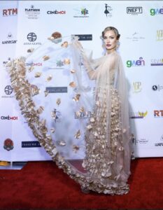 23044B28-7697-449F-8F01-1594EADC16C5