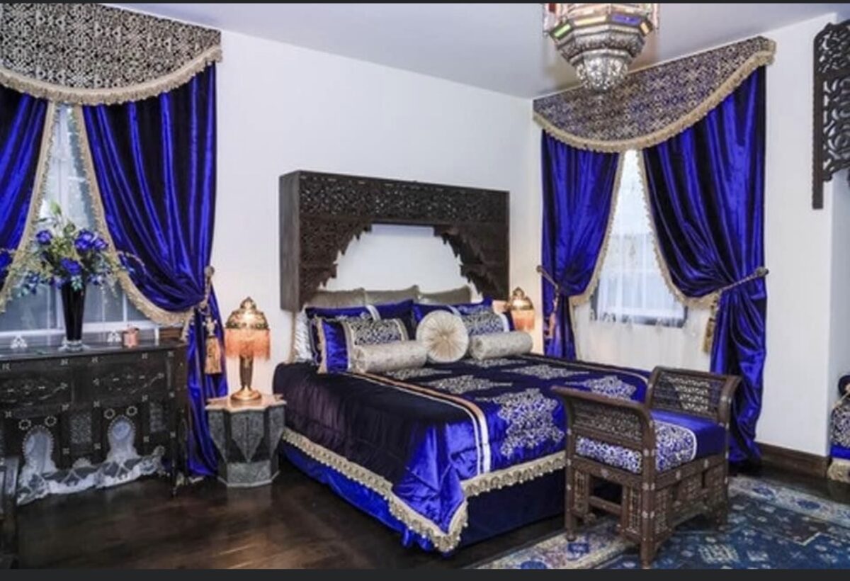 3CAF1D8B-53B4-42B1-A495-3F7258F2AC35