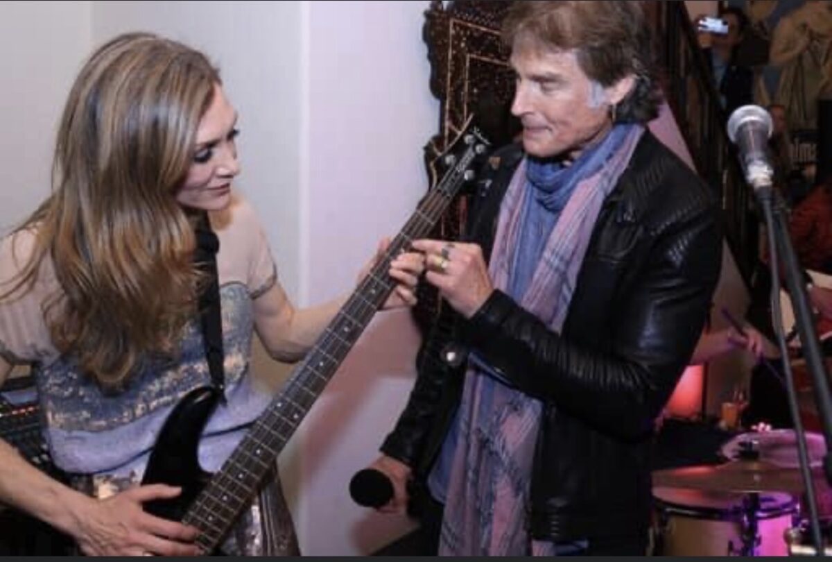 65DE0601-C441-4A55-855C-924D54B24C5B