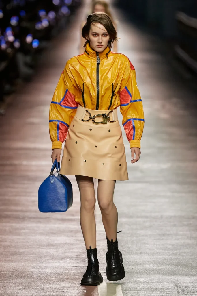 Louis Vuitton Womenswear Pre Fall 2023 Collection Takes Seoul