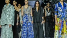 POWERFUL ELEGANT FLUID FEMINITY