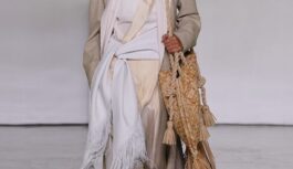 FEATHER LEATHER BY BOTTEGA FEATHER LEATHER BY BOTTEGA