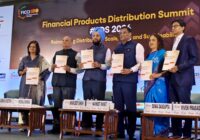 TOP CEOs ARE REWRITING THE FINANCIAL DISTRIBUTION OF PLAYBOOKS TOP CEOs ARE REWRITING THE FINANCIAL DISTRIBUTION OF PLAYBOOKS